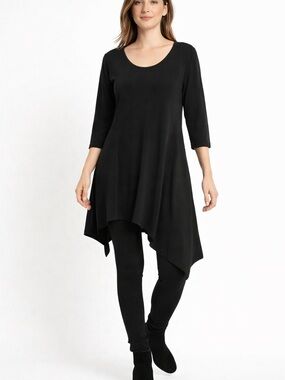 Sympli Canada Black Swing Tunic Size M Asymmetrical Hem 3/4 Sleeve Minimalist